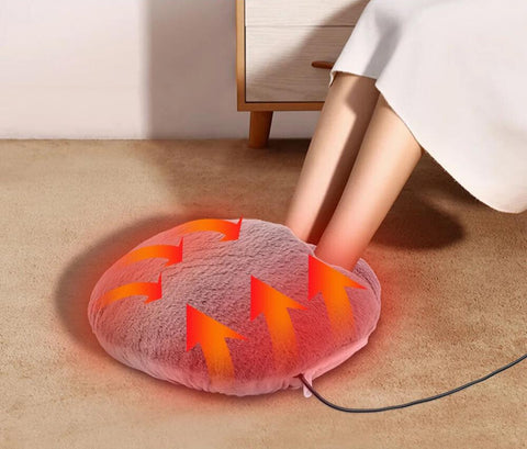 Comfortable unisex heated foot warmer cushion, ideal relaxation aid for tired feet in winter.