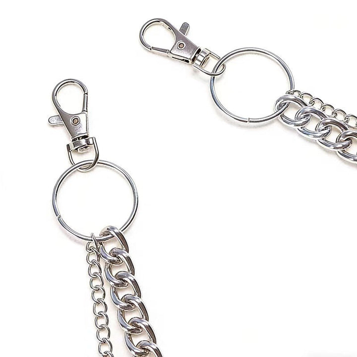 Detailed gold multi-layer chain, unisex urban accessory for a sleek streetwear or hip hop aesthetic.