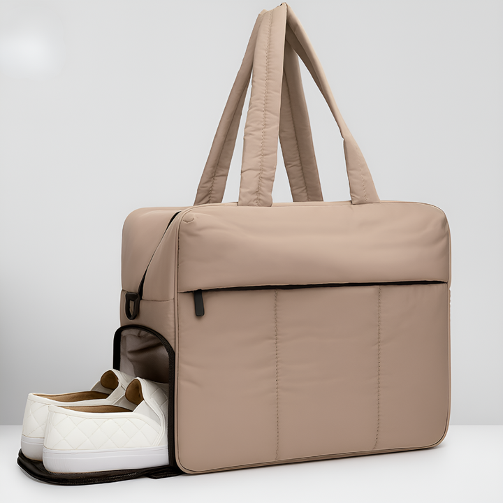 Practical & fashionable unisex puffer duffle bag. Lightweight design for effortless gym workouts, travel, and weekend trips.