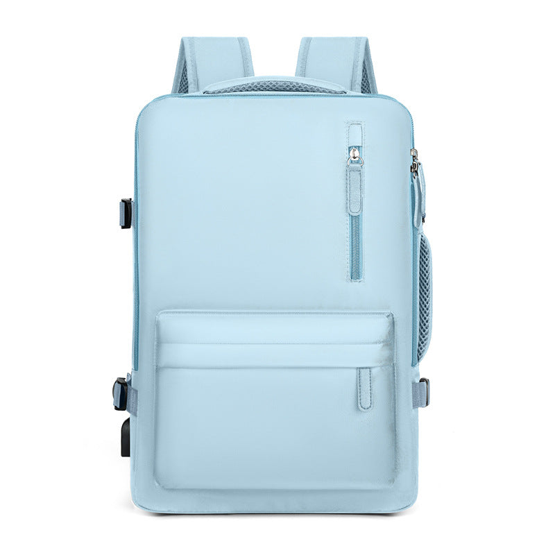 Close-up of durable, lightweight fabric on a multi-compartment backpack, ideal for long-lasting everyday use.