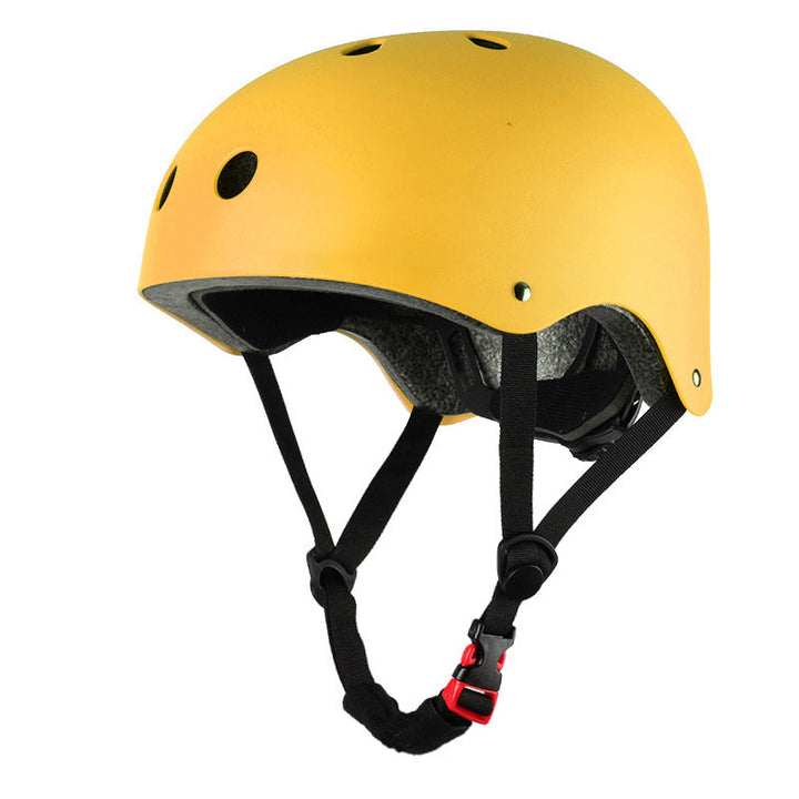 Adjustable, lightweight skate helmet for optimal protection in skateboarding, biking & rollerblading. Unisex.