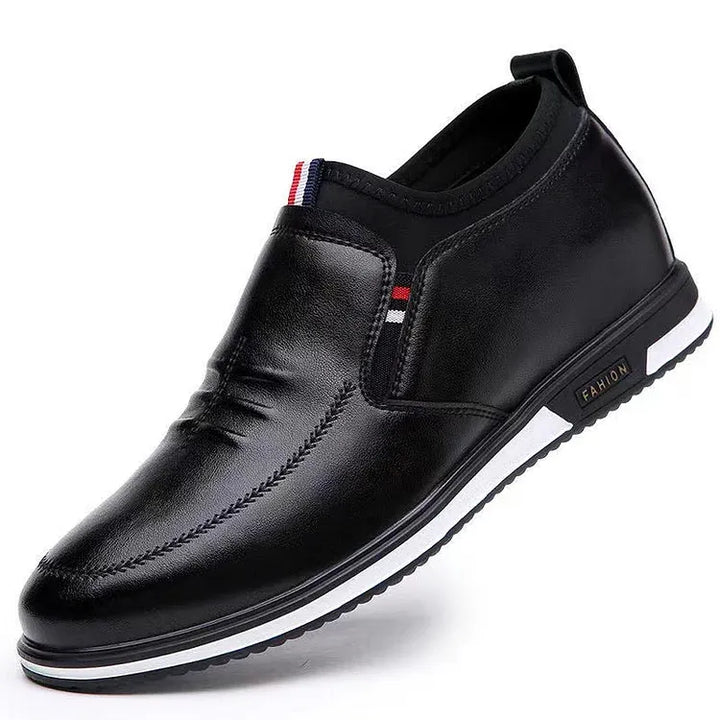 Fashionable unisex lightweight slip-on sneakers for everyday comfort. Flexible, casual, and easy to put on.