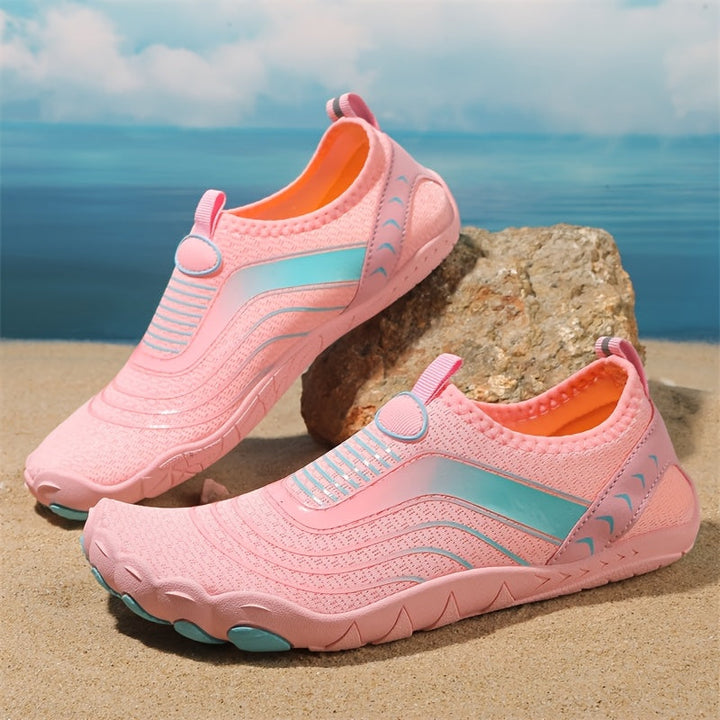 Non-slip unisex swimming shoes. Quick-dry lightweight beach shoes for summer water activities.