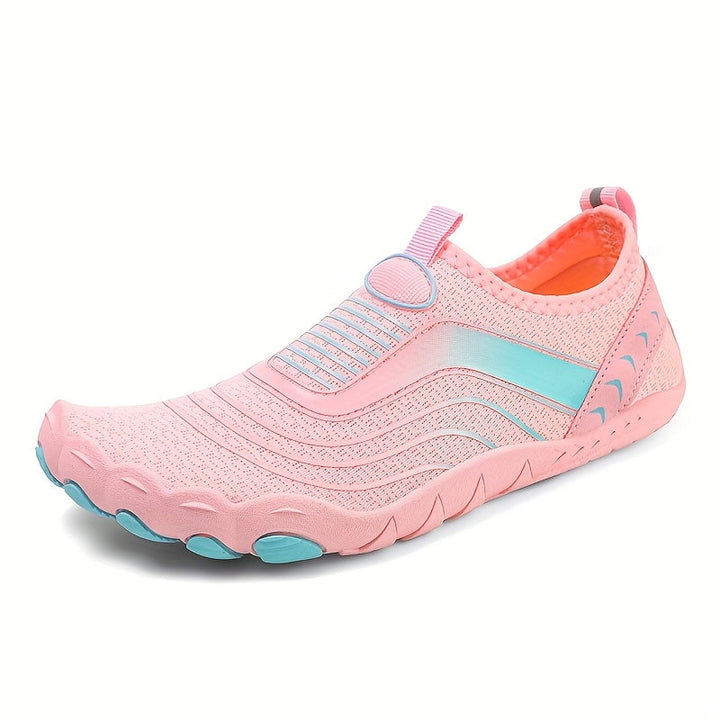 Non-slip beach shoes for men & women. Quick-dry lightweight water shoes ideal for swimming & sports.