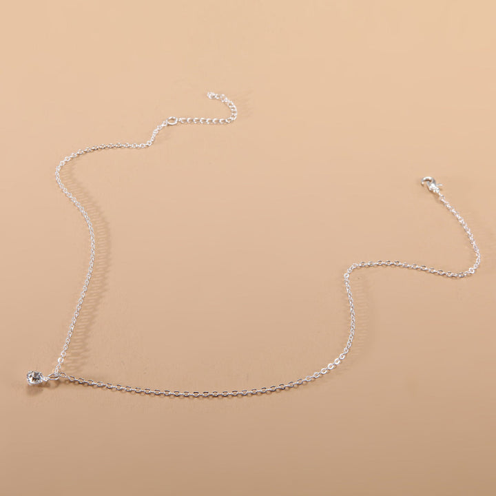 Stylish unisex minimalist adjustable chain necklace, a trendy elegant jewelry gift for any occasion.