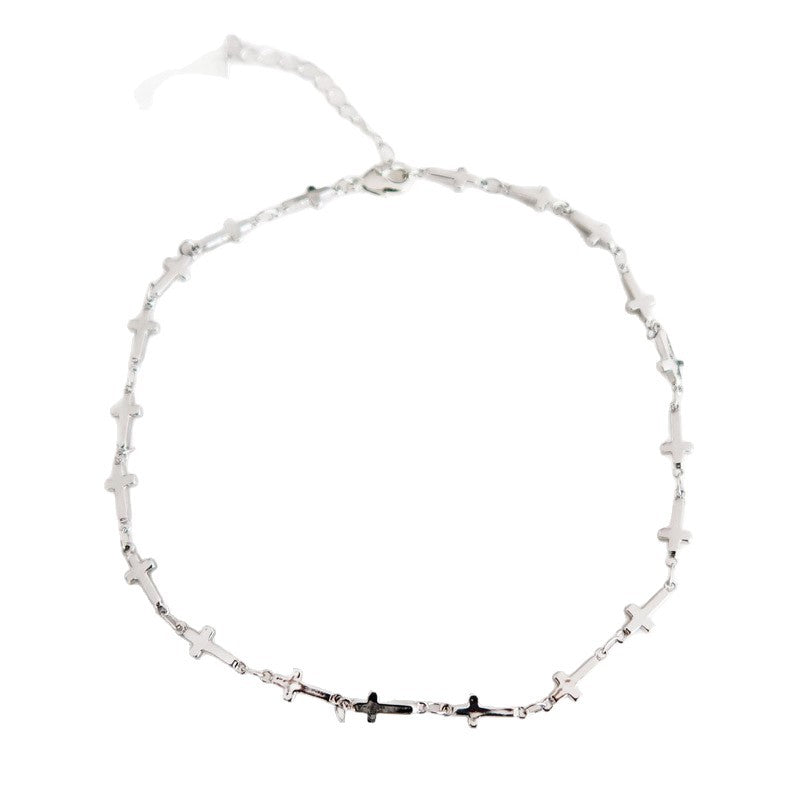 Simple stainless steel cross chain necklace, a minimalist and elegant unisex design for daily wear.