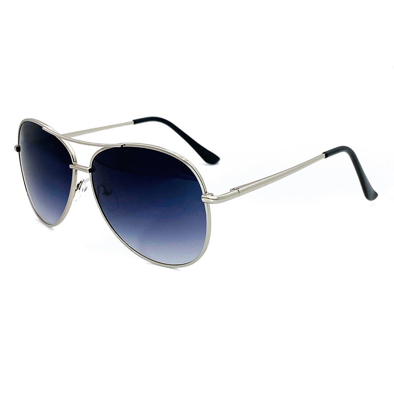 Unisex modern pilot sunglasses with UV protection. Stylish eyewear, perfect for fashion & sun.