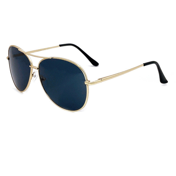 Modern pilot sunglasses with sleek design. Unisex UV protection eyewear, a trendy summer accessory.