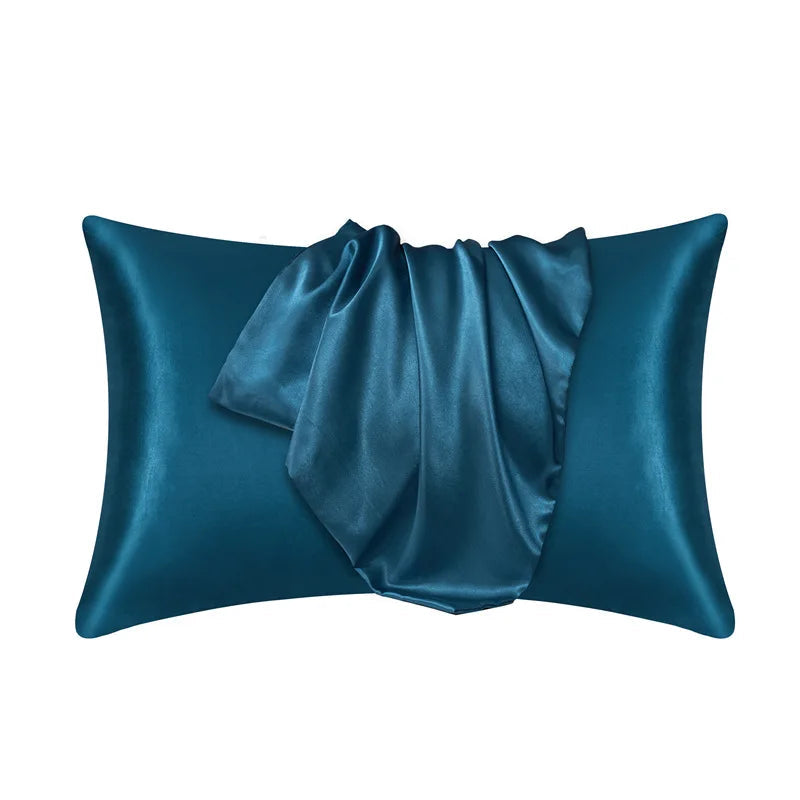 Luxury mulberry silk pillowcase, durable and beneficial for daily beauty sleep & skin health.