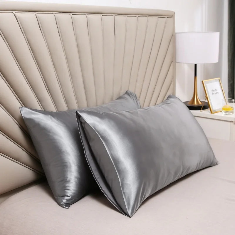 Mulberry silk pillowcase to prevent hair breakage, frizz & facial creases during beauty sleep.
