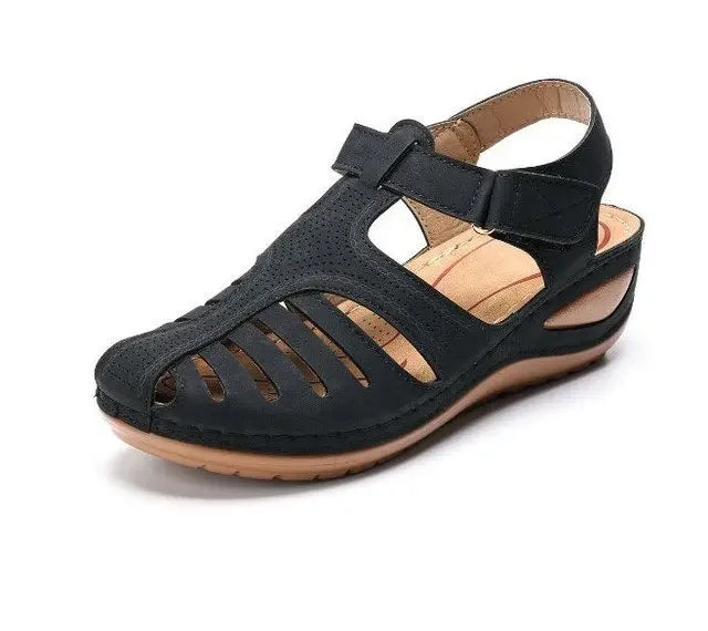 Unisex orthopedic sandals with arch support for daily wear. Comfortable casual footwear, ideal for walking & foot pain relief.