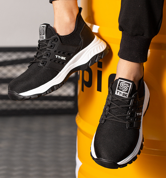 Orthopedic work shoes promoting foot health, with ergonomic design & all-day comfort.