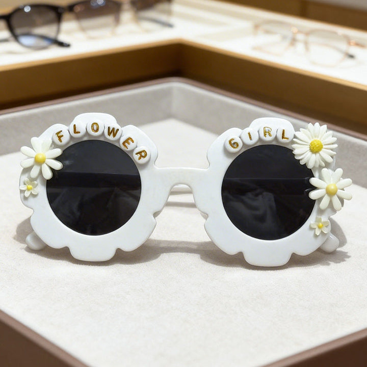 Unisex oversized graphic square sunglasses, perfect fashion accessory with UV protection. Eyewear statement.