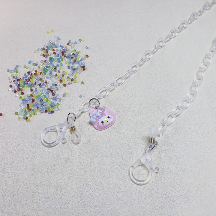 Unisex playful dog pendant eyeglass chain, a stylish and practical transparent spectacle holder.
