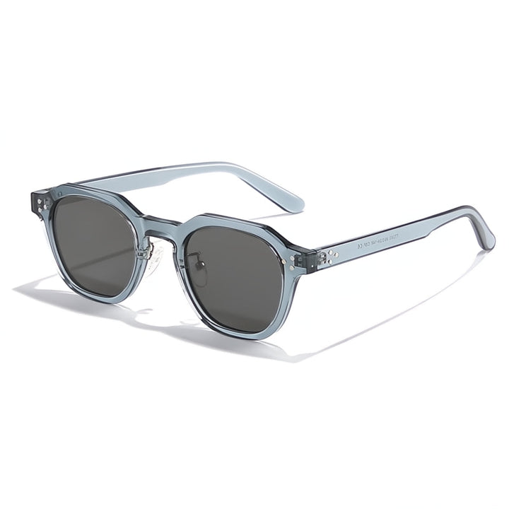 Polarized sunglasses for men & women, providing UV400 glare reduction & essential eye protection for outdoor adventures.