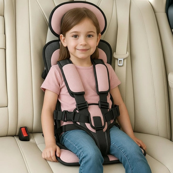 Secure child car seat with advanced safety features for toddler & infant protection during travel & daily use.