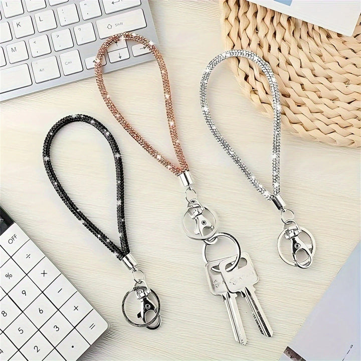 Sleek metal keychain, a modern and secure accessory for all your keys.