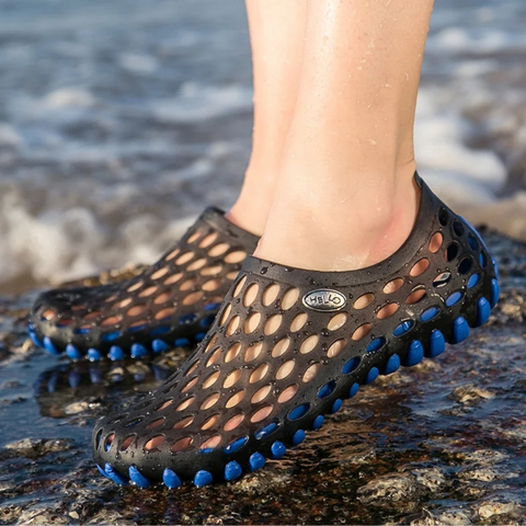 Flexible unisex water shoes. Quick-dry aqua sandals ideal for beach, swimming, & outdoor adventure.