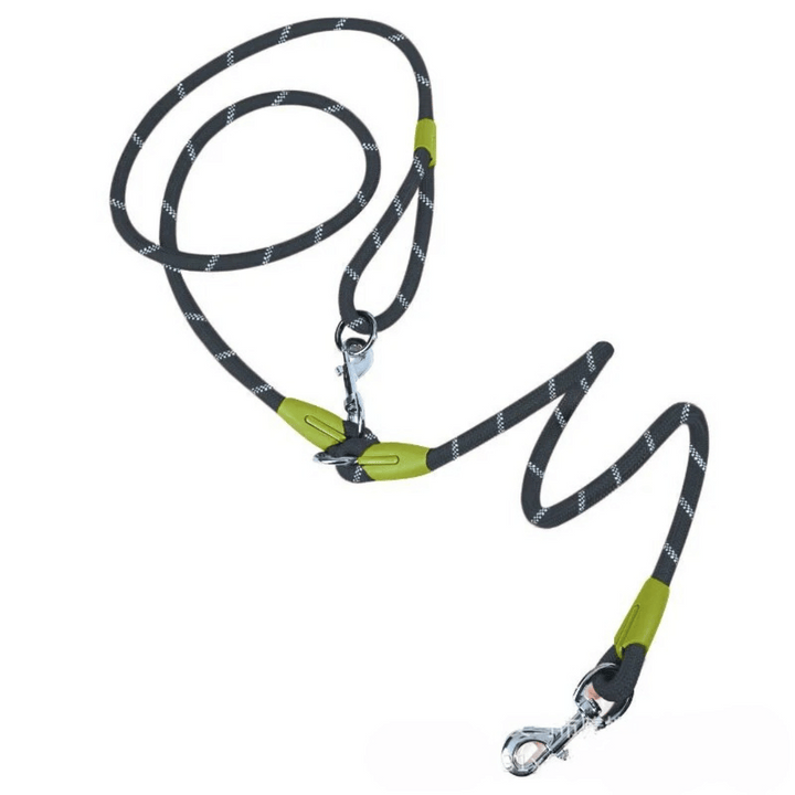 Enjoy hands-free dog walking with this durable, reflective bungee leash for pets.