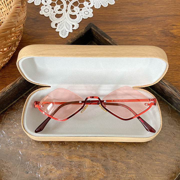 Enhance your style with these unisex geometric retro sunglasses, featuring UV protection.
