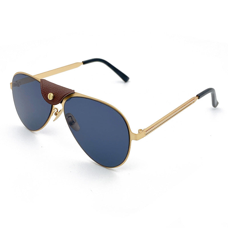 Fashionable unisex retro pilot shades with UV protection. Metal frame eyewear, a classic summer accessory.