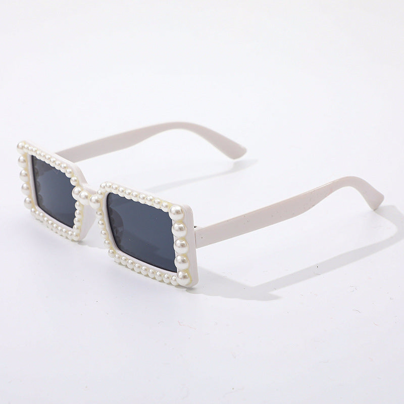 Stylish unisex retro square sunglasses with elegant pearl accents for a sophisticated look.