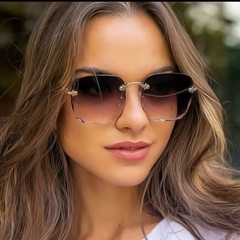 Unisex square rimless sunglasses, vintage lightweight style with UV400 protection for fashion & eye safety.