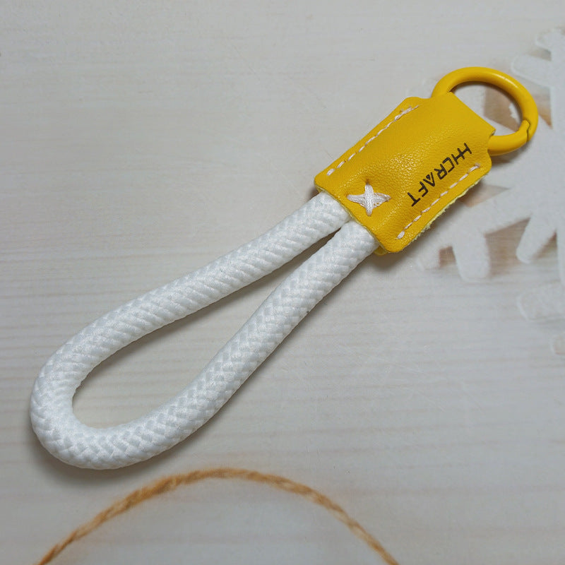 Stylish unisex key organizer & durable keychain holder; a chic accessory for daily carry.