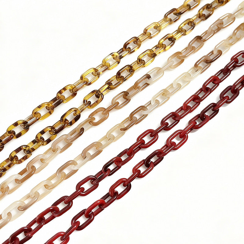 Unisex stylish eyewear chain, lightweight plastic, anti-slip spectacle holder.