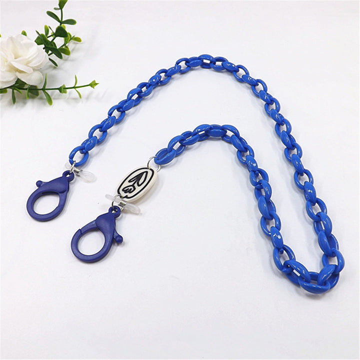 Fashionable unisex glasses chain, worn around the neck. Secure plastic eyeglass holder, a stylish daily eyewear accessory.