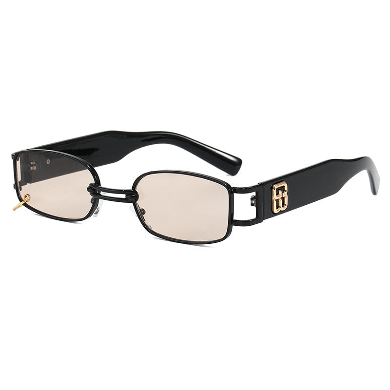 Sleek unisex rectangular sunglasses, a stylish accessory with vital UV protection for all outdoor activities.