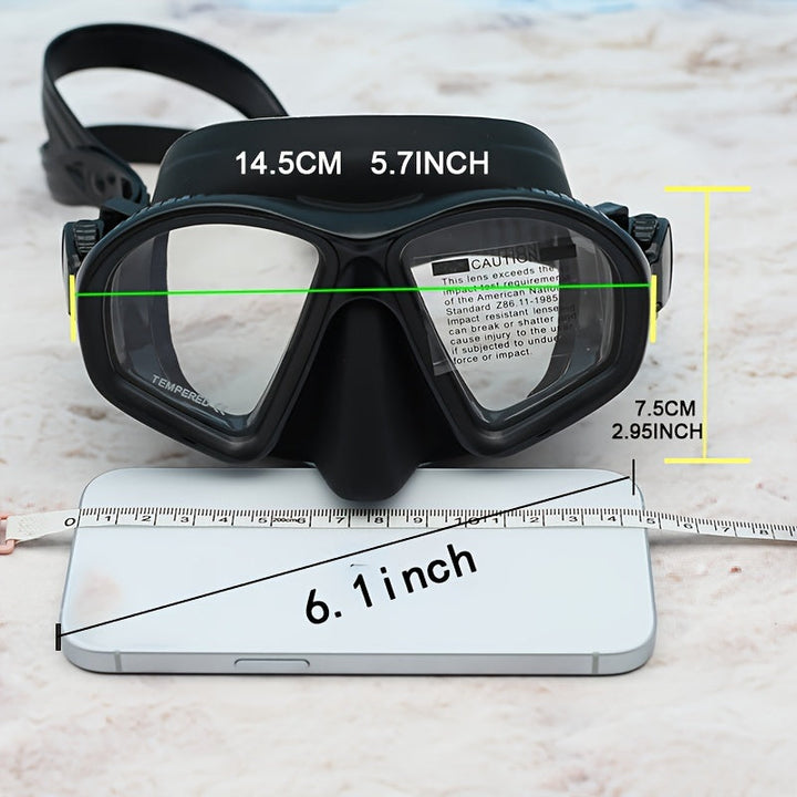 Tempered anti-fog dive mask with camera mount, great for swimming and outdoor gear.
