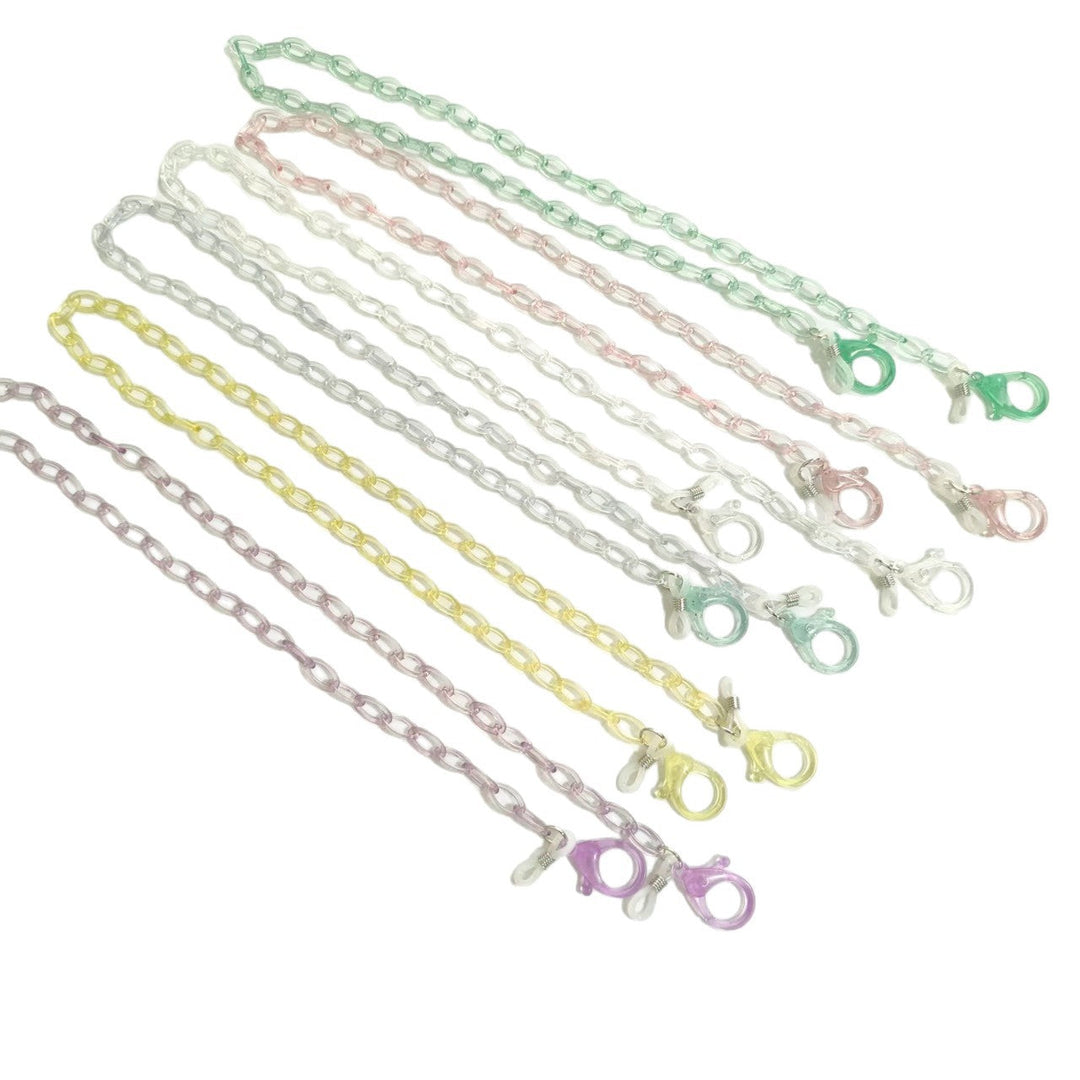 Minimalist transparent glasses accessory chain, a modern unisex design.