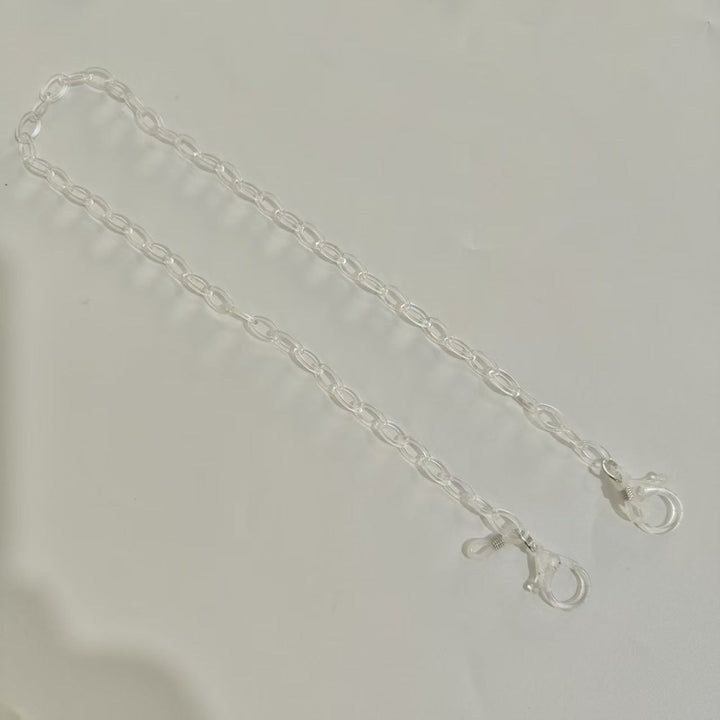 Secure transparent spectacle holder chain, a fashionable & practical choice.