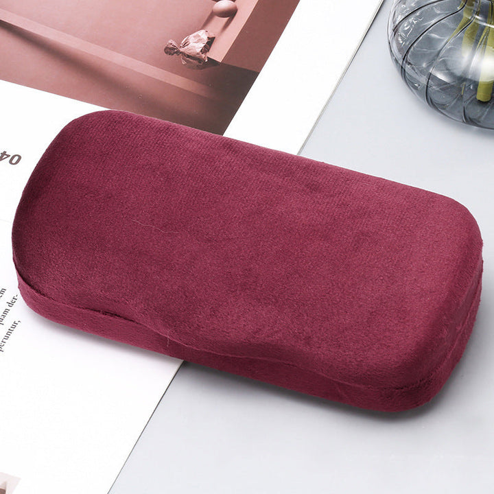 Soft touch velvet glasses protector, a convenient & fashionable holder for eyeglasses & sunglasses.