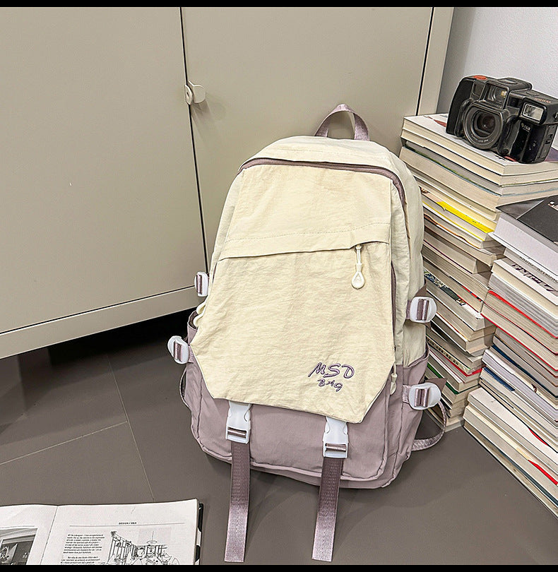 Ergonomic unisex urban backpack with padded straps for comfortable daily commuting & travel. Versatile design.