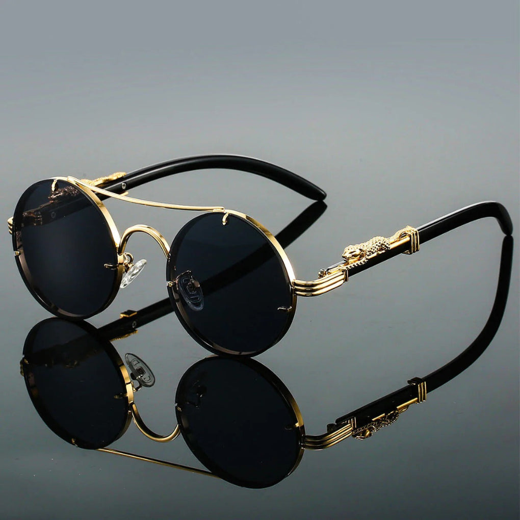 Fashionable unisex double bridge eyewear with UV protection, gradient lenses, and a timeless vintage design.