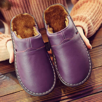 Soft, waterproof unisex comfort slippers. Durable indoor & outdoor house shoes for all-day casual wear.