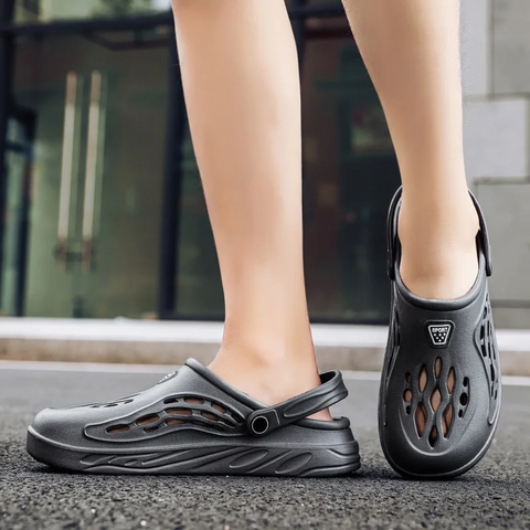 New unisex outdoor sandals with waterproof design & adjustable straps. Ideal for beach, travel, & summer.