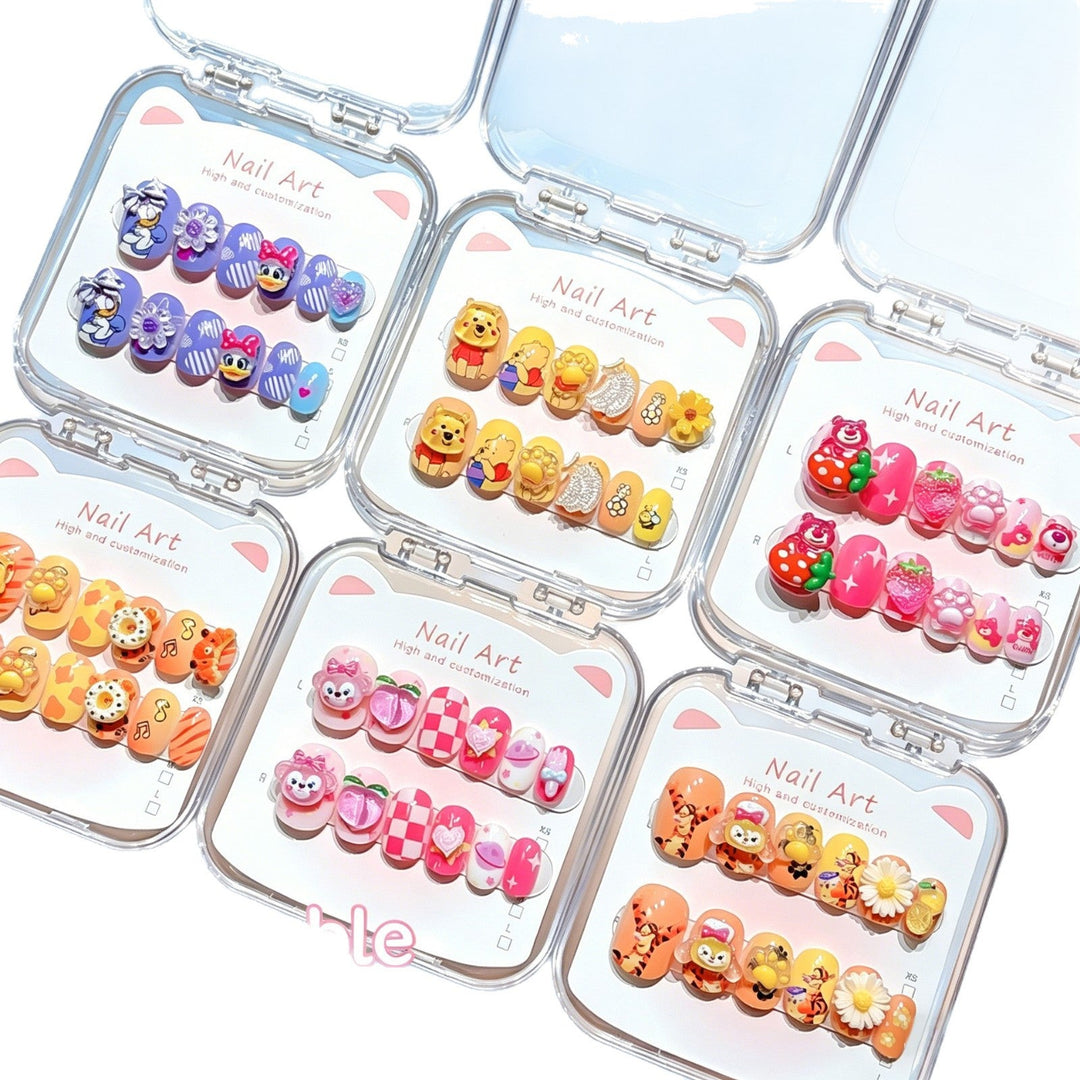 High-quality cartoon false nails set, designed for easy application & expressive nail art style.