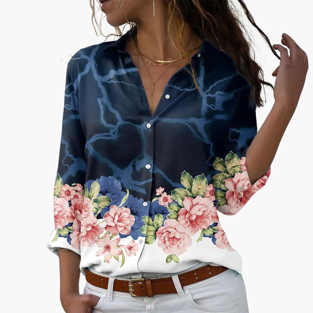 Comfortable women's short sleeve floral top, a vibrant and trendy choice for summer casual wear.