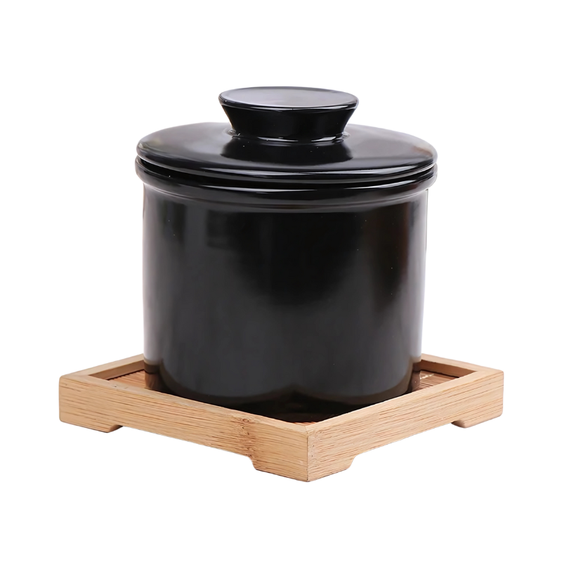 Kitchen fresh ceramic butter keeper, featuring an innovative water-sealed system for optimal butter preservation.