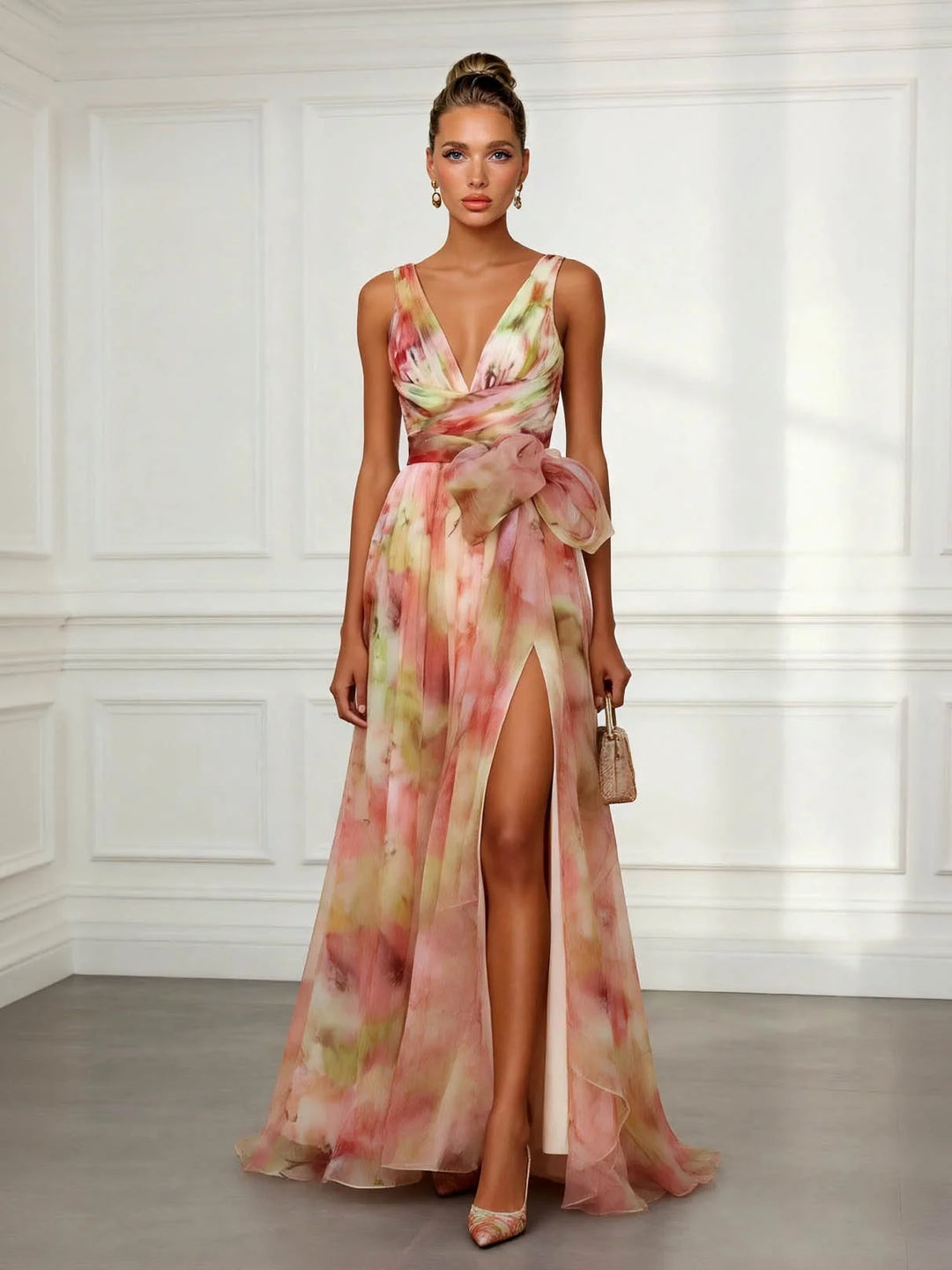 Women's abstract print V-neck tie-waist maxi dress. Flowy summer style, perfect for casual outings or elegant events.