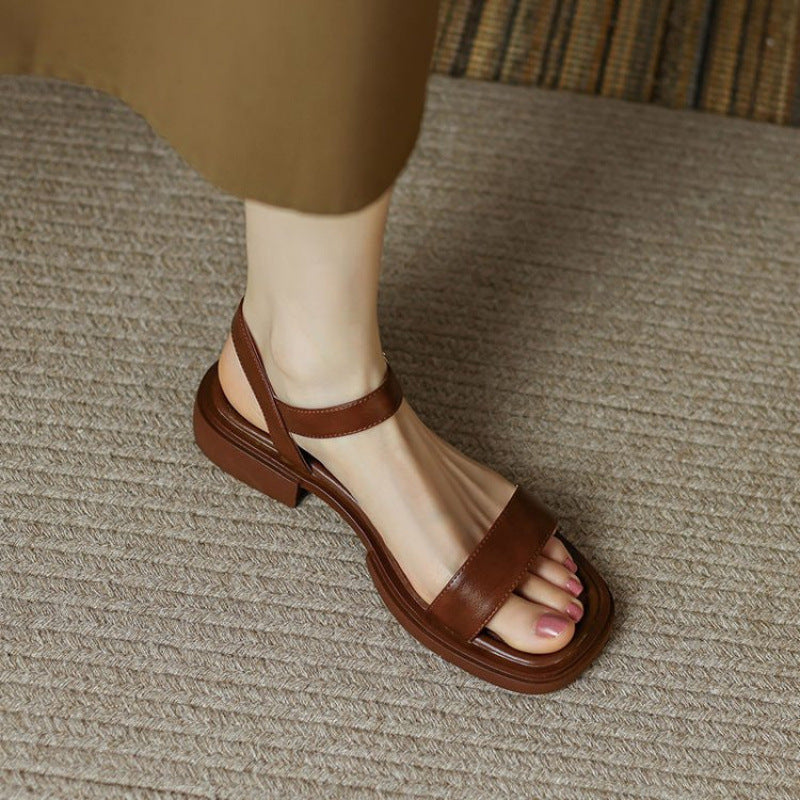 Stylish women's open-toe sandals with adjustable straps, ideal for summer, beach & holiday footwear.