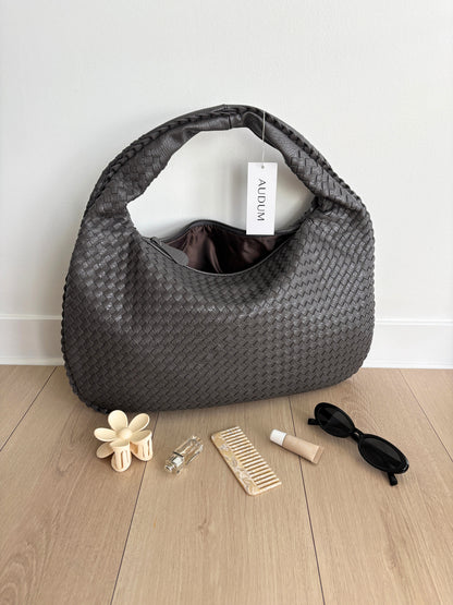 Women's Alena Tote Bag, stylish vegan leather shoulder bag for everyday use.