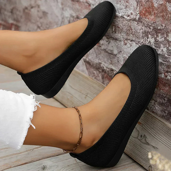 Angela women's orthopedic walking shoes, providing arch support & comfort.