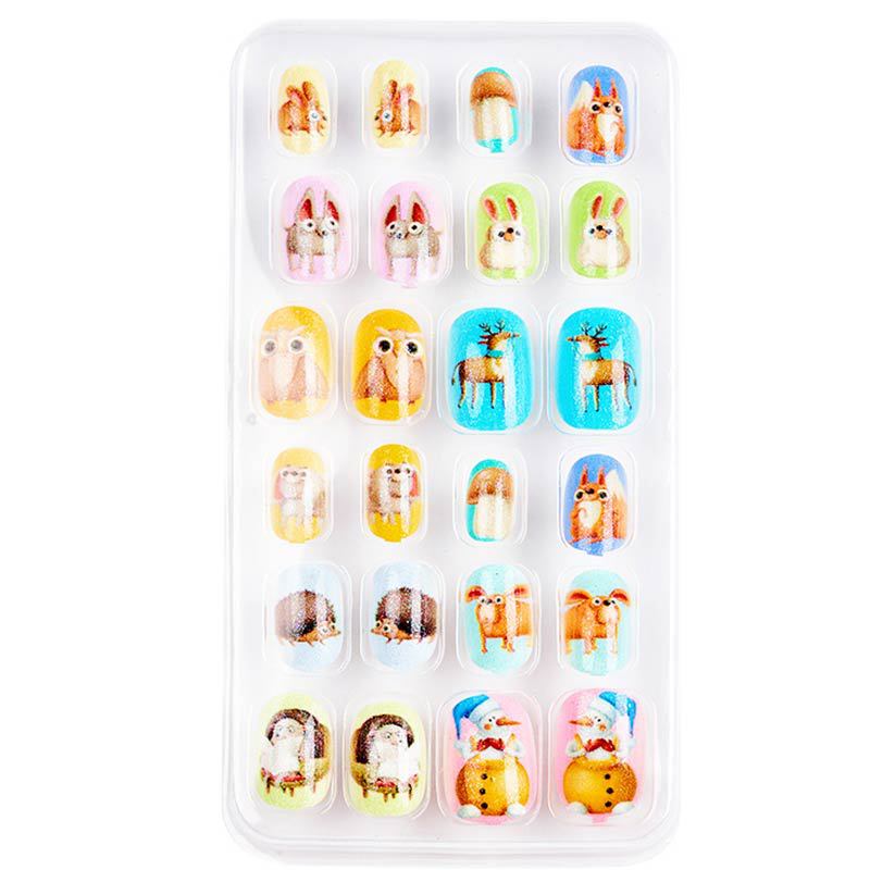 Women's animal-themed press-on nails for easy, stylish manicure. Cute fake nails with fun patterns.