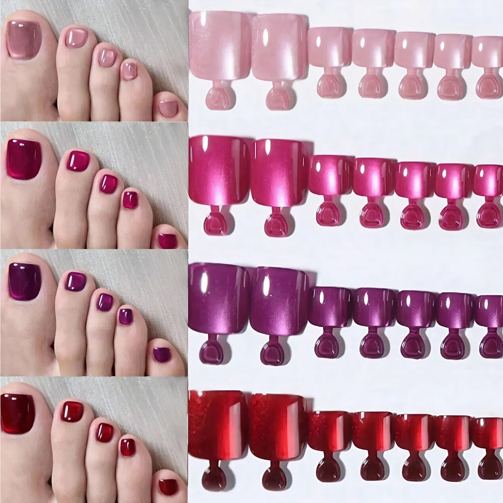 Variety of artificial nail tips, perfect for women's beauty & quick nail fashion. Durable press-on set.