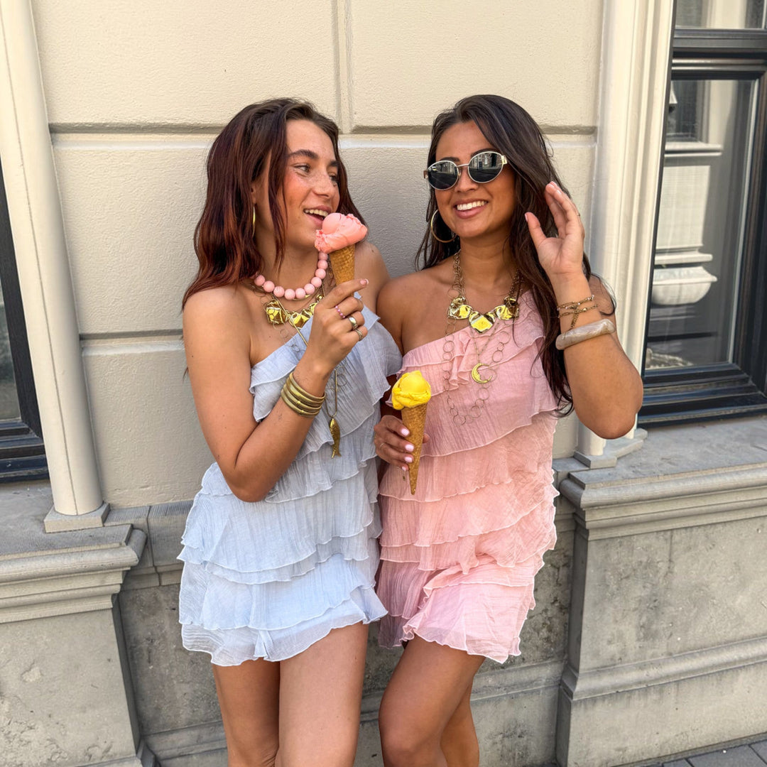 Lightweight & stylish women's mini dress, asymmetric ruffles, perfect for vacation.