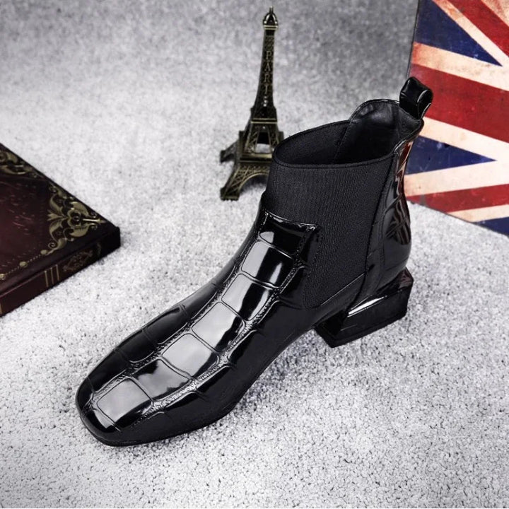Women's black everyday boots, comfortable, supportive, and stylish for daily wear.